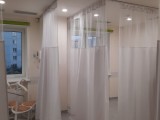 Московский стандарт в поликлинике, антистатические шторы-перегородки для больниц, клиник, центров ре 6