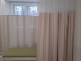 Московский стандарт в поликлинике, антистатические шторы-перегородки для больниц, клиник, центров ре 11
