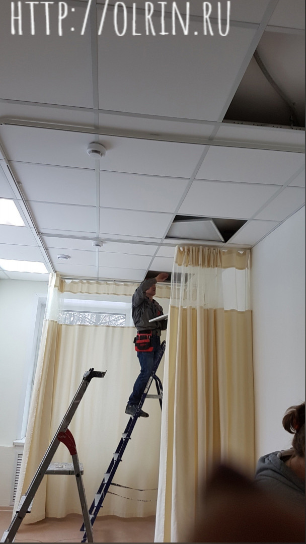 Физиотерапевтический кабинет. Антистатические перегородки-шторы купить в Туле.